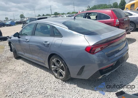 2022 Kia K5 Lxs z USA, uszkodzony, nr VIN 5XXG14J2XNG136385